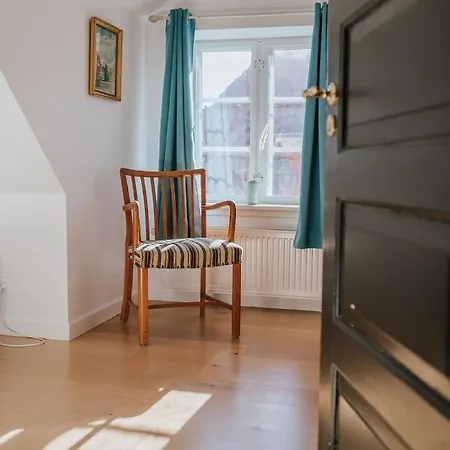 Bed & Breakfast Kefs & Cafe Aeroskobing