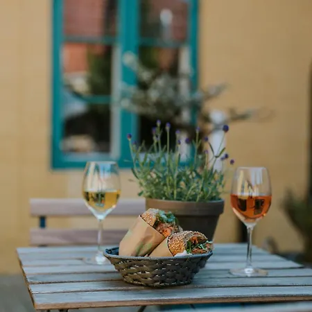 Kefs Guesthouse&café Ærøskøbing