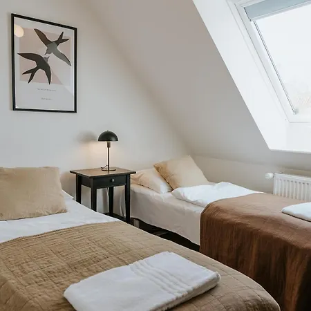 Kefs & Cafe Bed & Breakfast