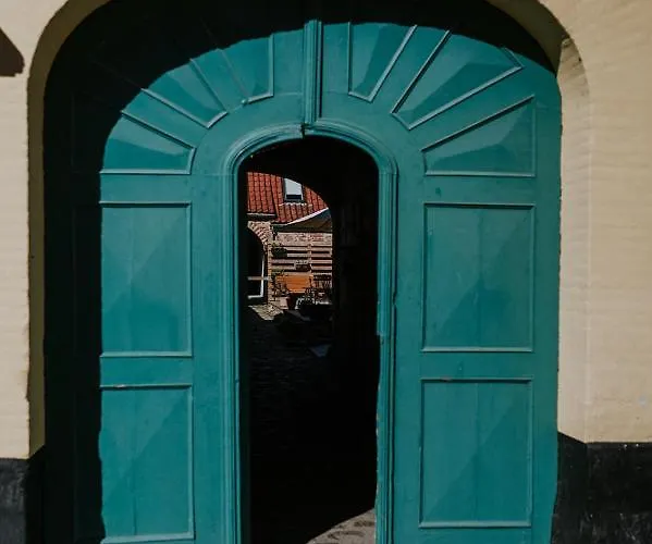 Bed & Breakfast Kefs Guesthouse&café *