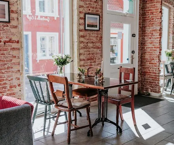 Kefs Guesthouse&café Ærøskøbing