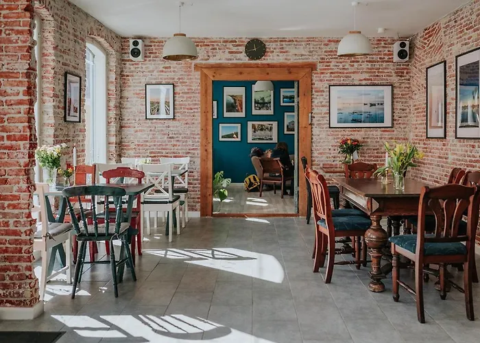 Kefs Guesthouse&café Bed & Breakfast *