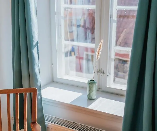 Bed & Breakfast Kefs Guesthouse&café