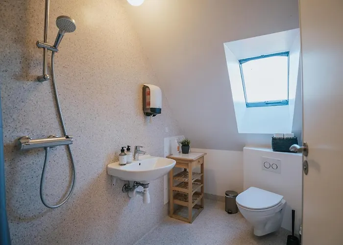 Bed & Breakfast Kefs Guesthouse&café