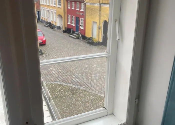 Bed & Breakfast Kefs Guesthouse&café