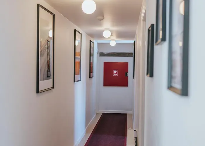 Kefs Guesthouse&café Bed & Breakfast