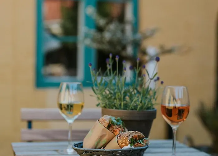 Kefs Guesthouse&café Ærøskøbing