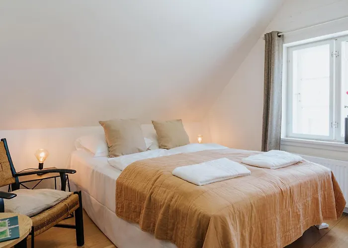 Bed & Breakfast Kefs Guesthouse&café *