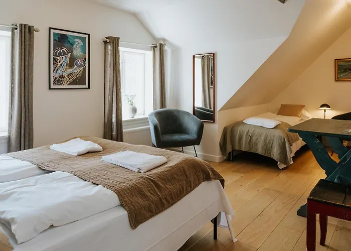 Kefs Guesthouse&café