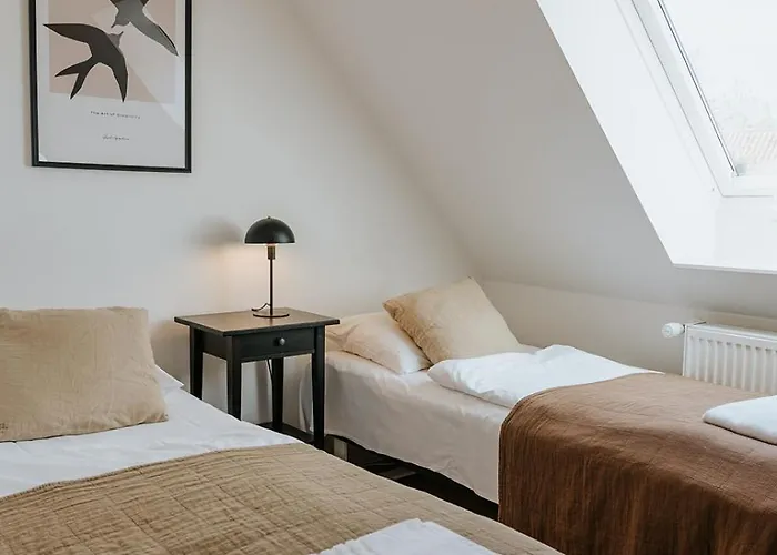 Kefs Guesthouse&café Bed & Breakfast